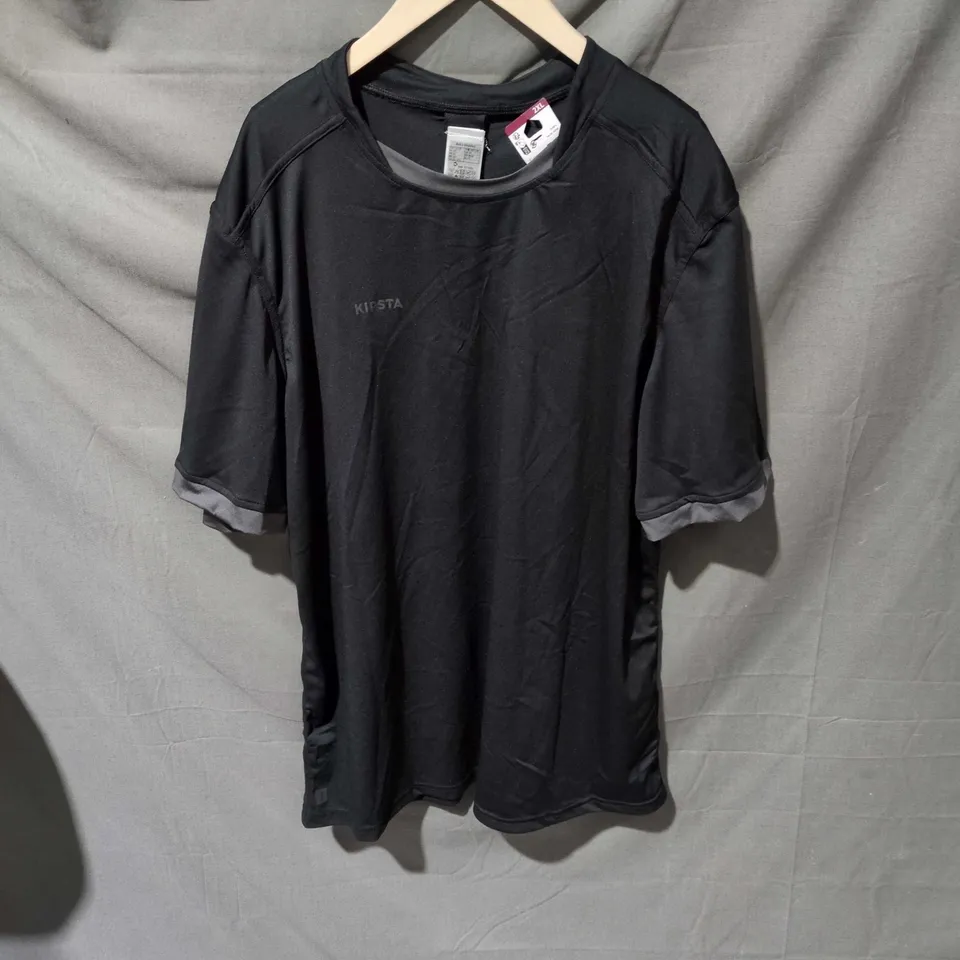 KIPSTA BLACK TRAINING T-SHIRT – UK 2XL, SHORT-SLEEVE