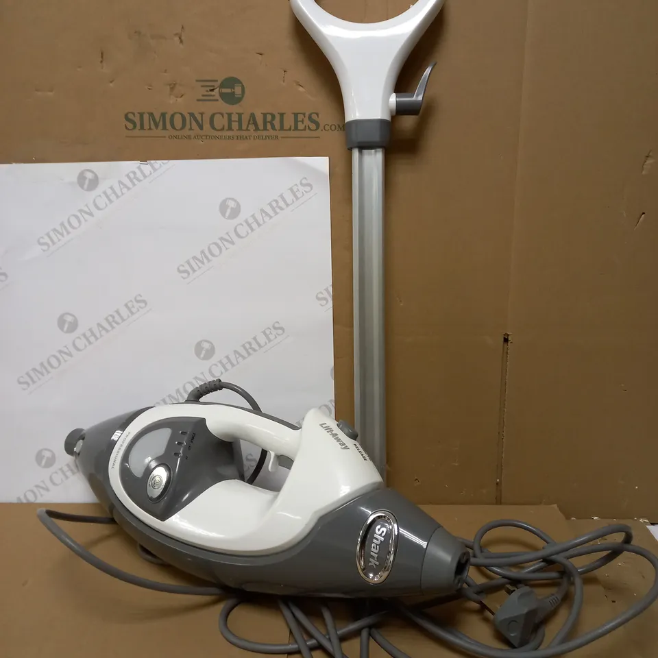 SHARK LIFT AWAY STEAM CLEANER