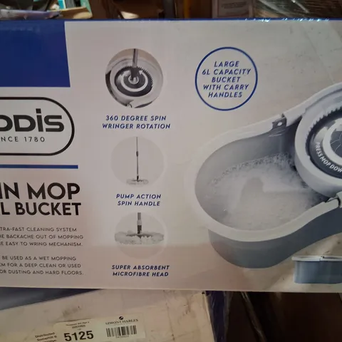 BRAND NEW BOXED ADDIS SPIN MOP AND 6L BUCKET