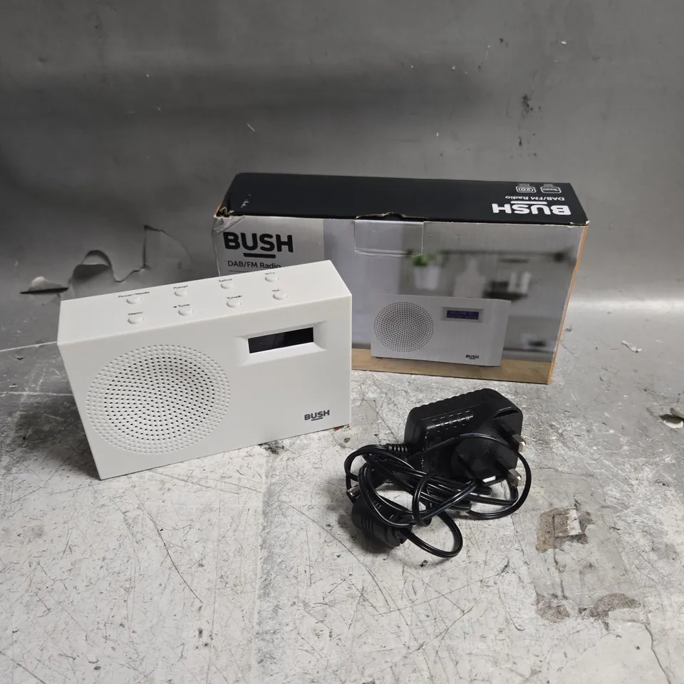 BOXED BUSH DAB/FM RADIO IN WHITE 