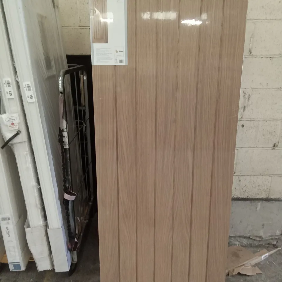 GEOM COTTAGE PRE-FINISHED OAK VENEER INTERNAL DOOR 1981×762×35MM