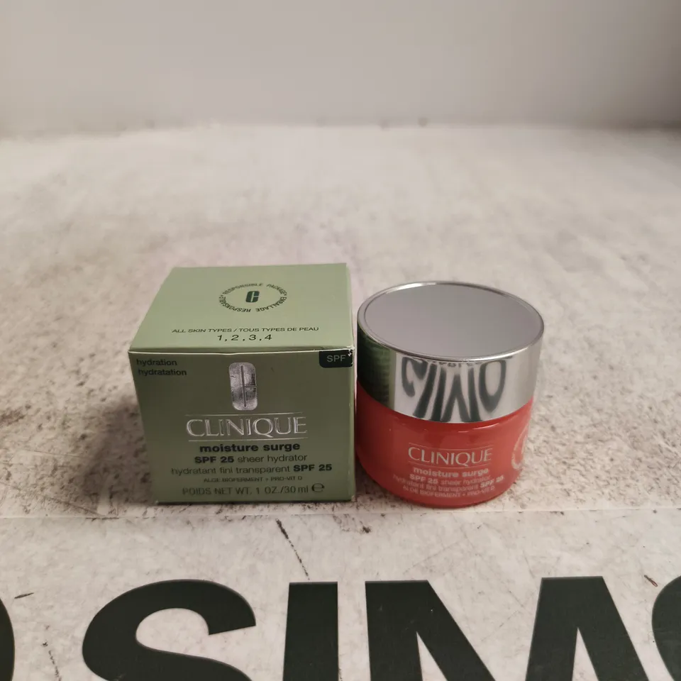 CLINIQUE MOISTURE SURGE SPF 25 SHEER HYDRATOR – 30 ML (BOXED)