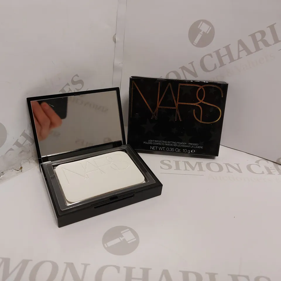 NARS LIGHT REFLECTING SETTING POWDER