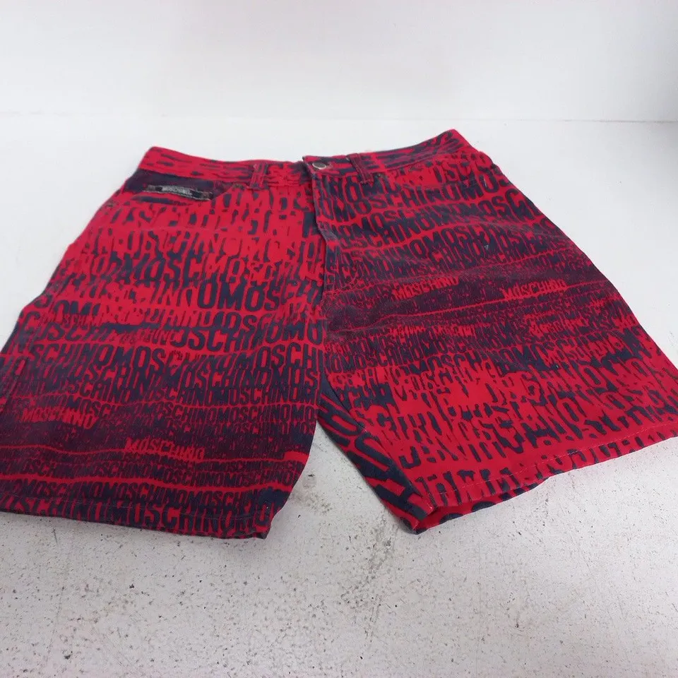 MOSCHINO LOGO-PRINT SHORTS – SIZE UNSPECIFIED