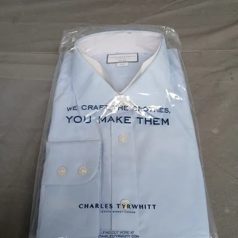 CHARLES TYRWHITT LIGHT BLUE CLASSIC FIT SHIRT SIZE 18/37