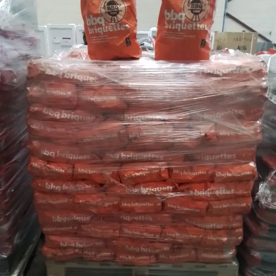 PALLET TO CONTAIN APPROX 90 X 5KG BAGS OF BBQ TIME BARBECUE CHARCOAL BRIQUETTES 