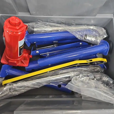 BOX OF ASSORTED CAR PARTS AND ACCESSORIES TO INCLUDE  - TOOLS - 3 TON JACKS - CAR STANDS