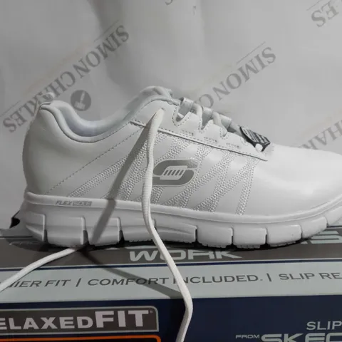 SKECHERS WORK SLIP RESISTANT WHITE SIZE 7