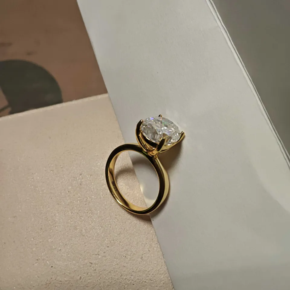 BOXED ARIADNE LONDON GOLDTONE RING WITH STONE - S925 STAMP