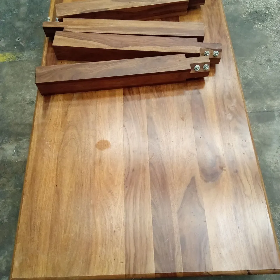 DESIGNER WOODEN 6 SEATER DINING TABLE