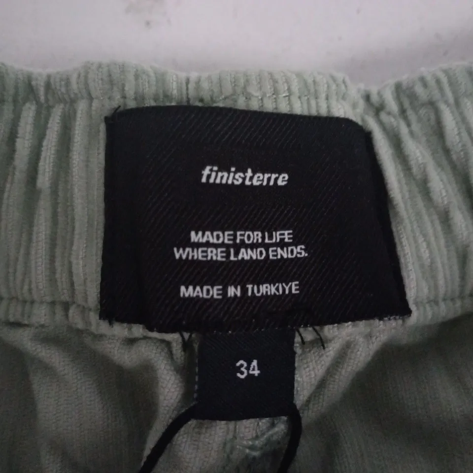 FINISTERRE MEN'S OLIVE GREEN SHORTS, UK 34 – MADE IN TÜRKIYE