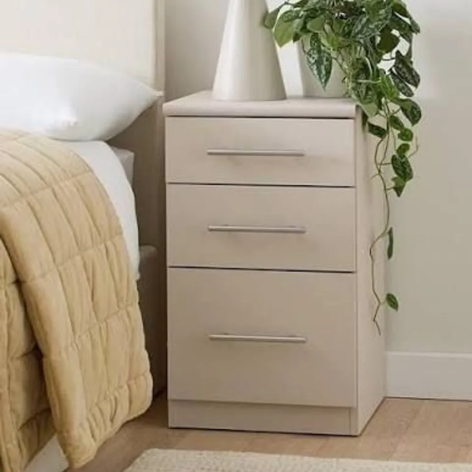 BOXED PRAGUE GRADUATED BEDSIDE CABINET IN OATMEAL 