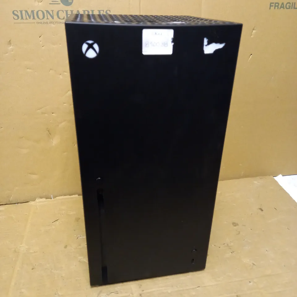 XBOX SERIES X REPLICA MINI FRIDGE THERMOELECTRIC COOLER 1.5:1