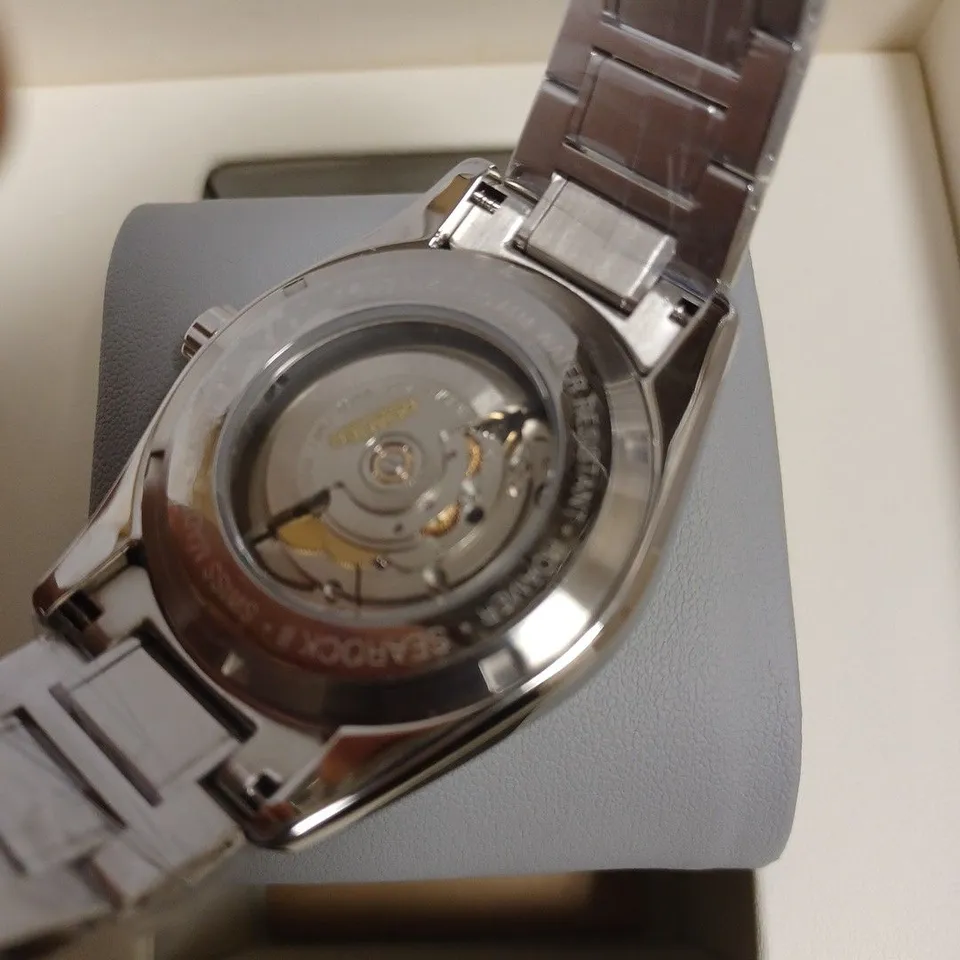 BOXED ROAMER SWISS SAPPHIRE CRYSTAL AUTOMATIC WATCH 