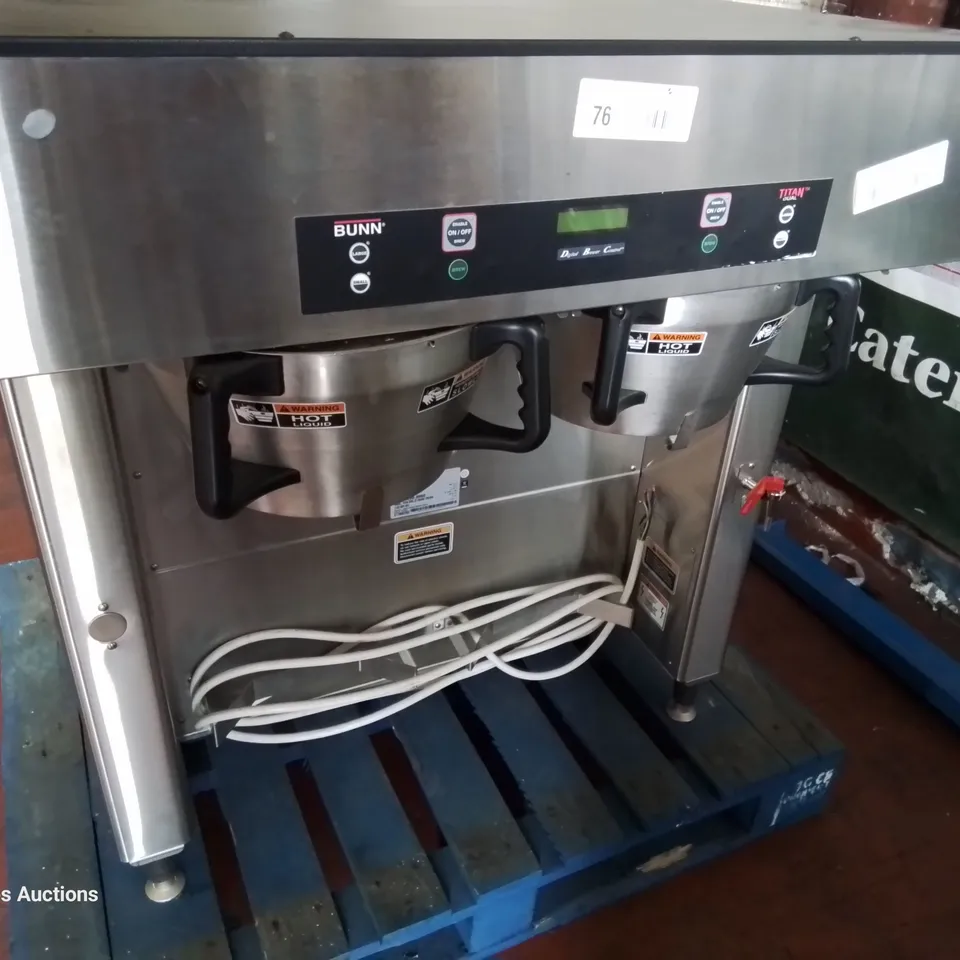 BUNN DUAL TITAN COMMERCIAL COFFEE BREWER