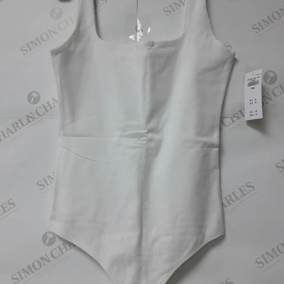 ABERCROMBIE & FITCH BODYSUIT IN WHITE - SMALL