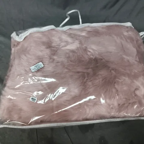 ACRYLIC PATTERNED RUG - DOOR MAT IN PINK