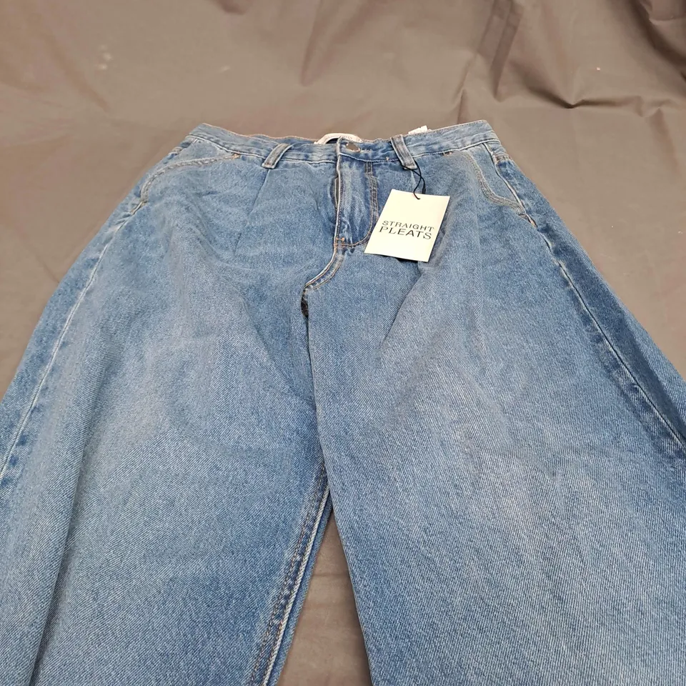 STRADIVARIUS STRAIGHT PLEATS DENIM JEANS - UK 08