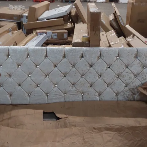 BAGGED WOMACK UPHOLSTERED HEADBOARD - CRUSHED VELVET // SIZE: SUPERKING 