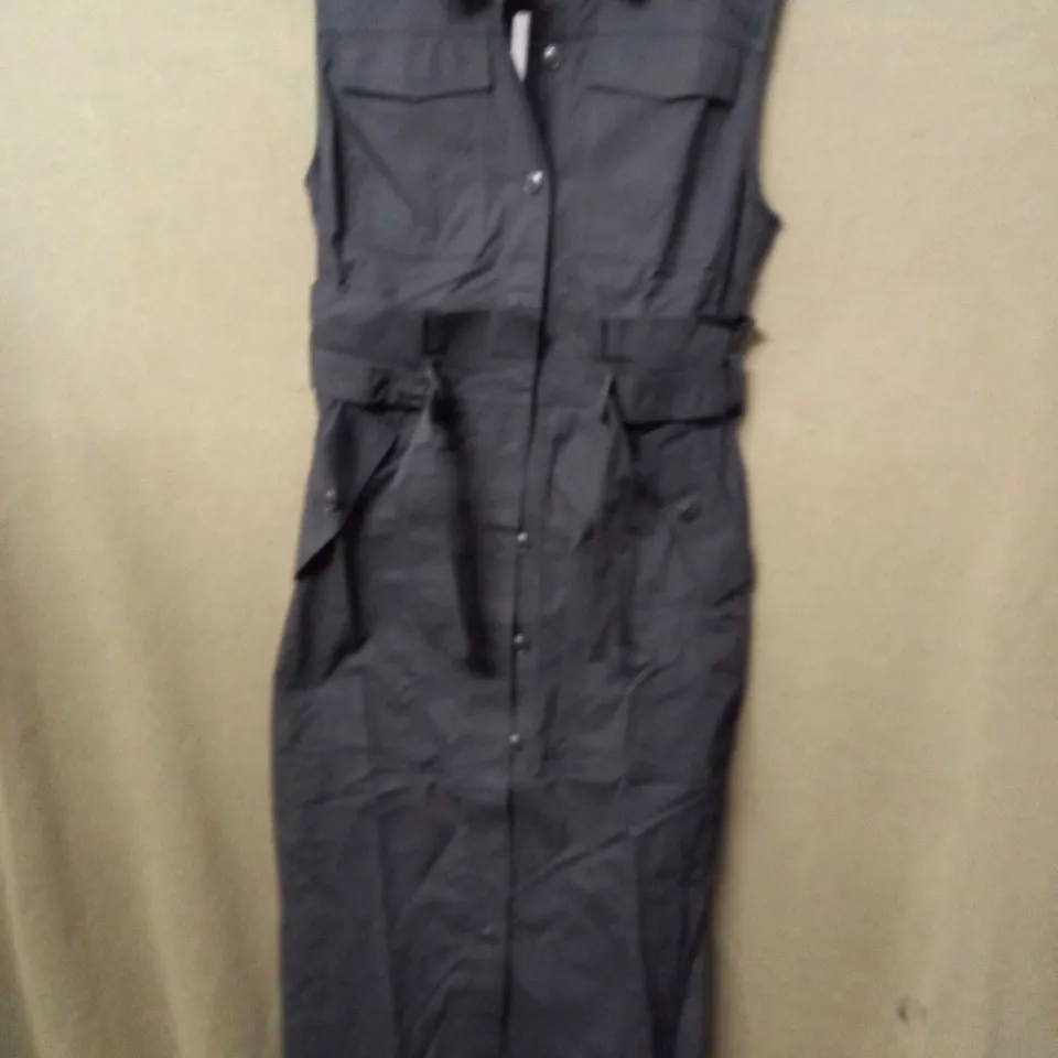 TED BAKER UTILITY PAPERBAG WAIST DRESS IN BLACK - SIZE 3