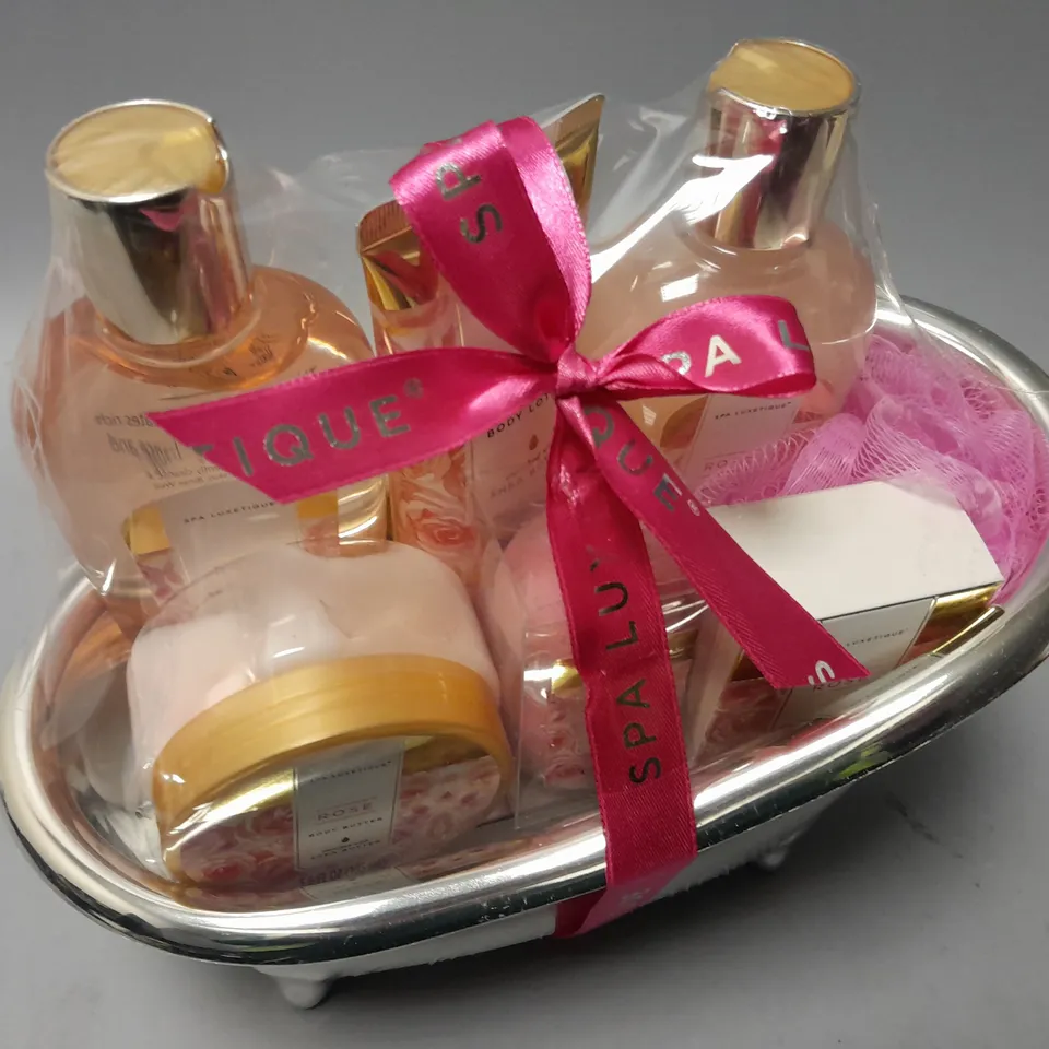 SPA LUXETIQUE BATH THEMED 7-PIECE BEAUTY SET