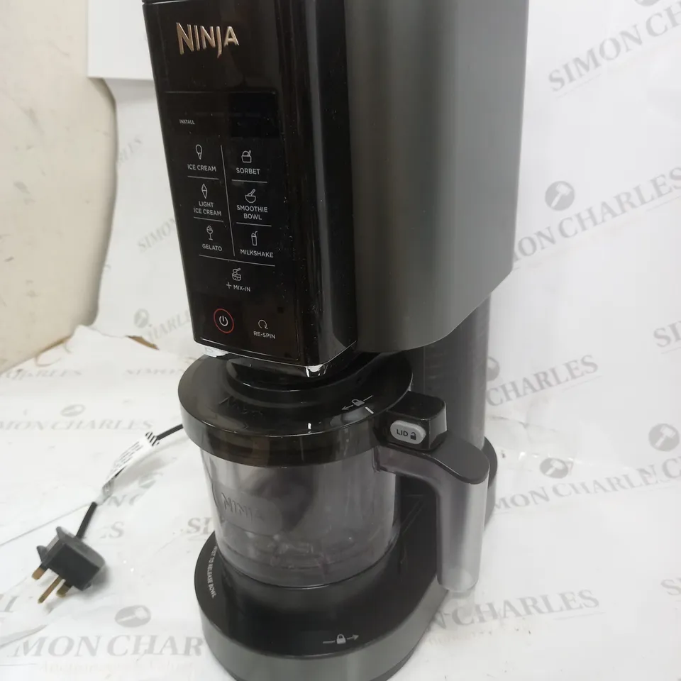 NINJA CREAMI ICE CREAM & DESSERT MAKER