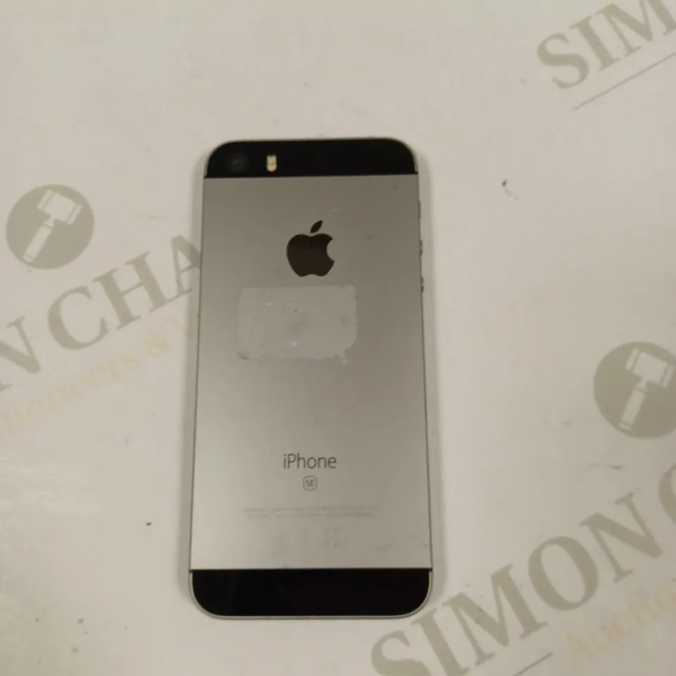 APPLE IPHONE SE SMARTPHONE 