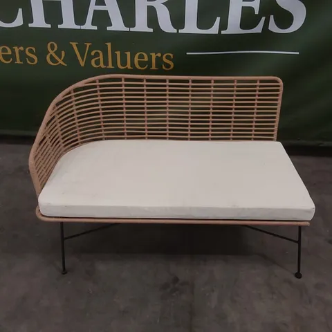 HAMPSTEAD GARDEN SOFA