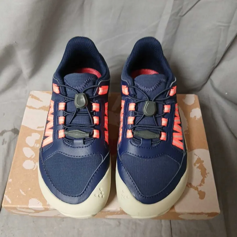 VIVO KIDS NAVY RUNNING SHOES WITH PINK LACES, UK 11.5 (EU 30, US 12)