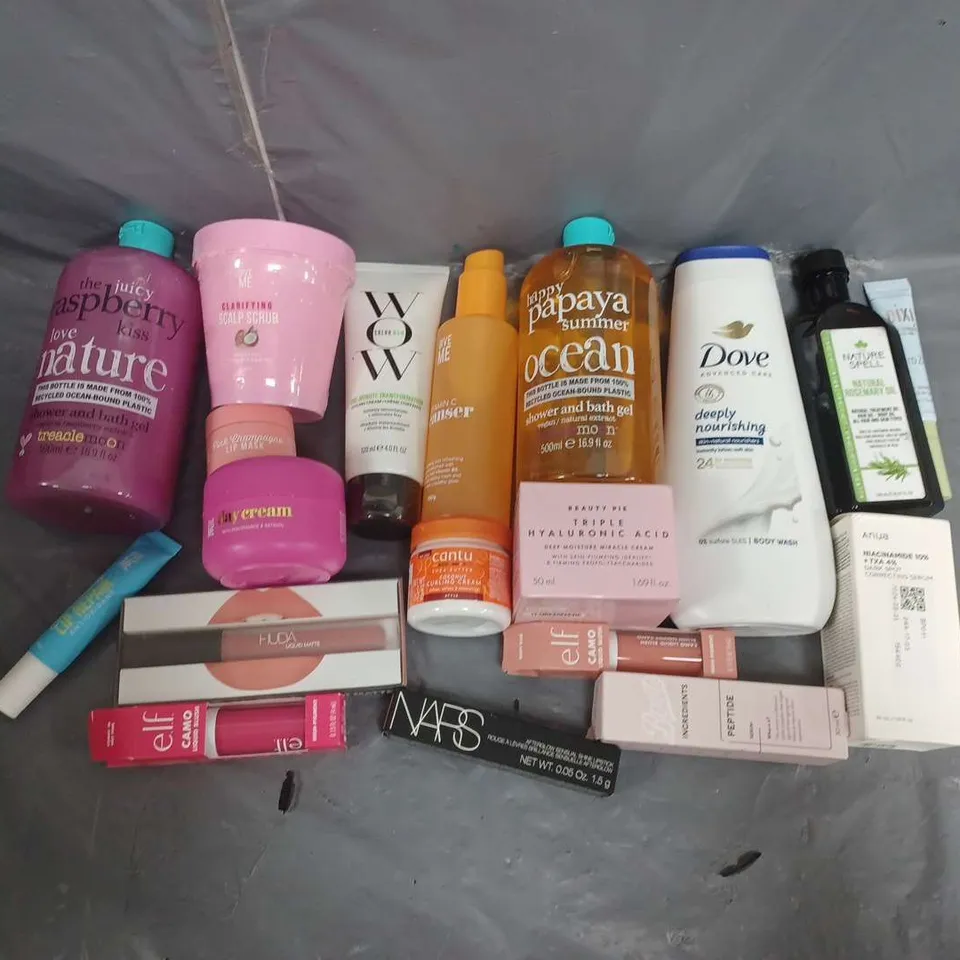 BOX OF APPROXIMATELY 12 ASSORTED COSMETIC ITEMS TO INCLUDE- ELF BLUSH- DOVE BODY WASH- PIXL SKINTREATS ETC.
