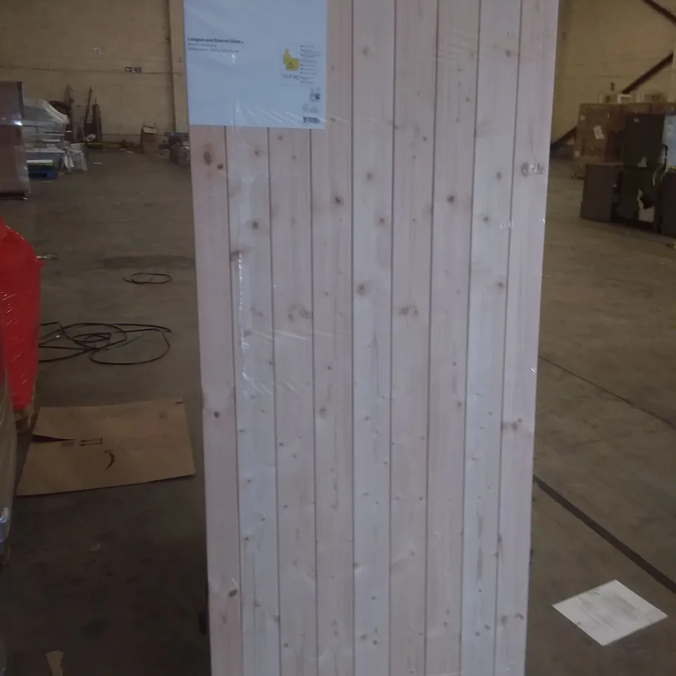 NORDIC SOFTWOOD LEDGED AND BRACED DOOR 1981×762×40MM