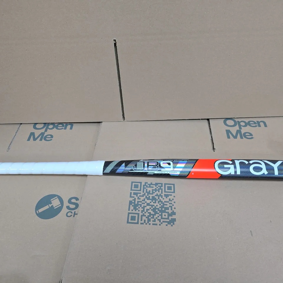 GRAYS FIELD HOCKEY STICK – WHITE SHAFT WITH BRANDING