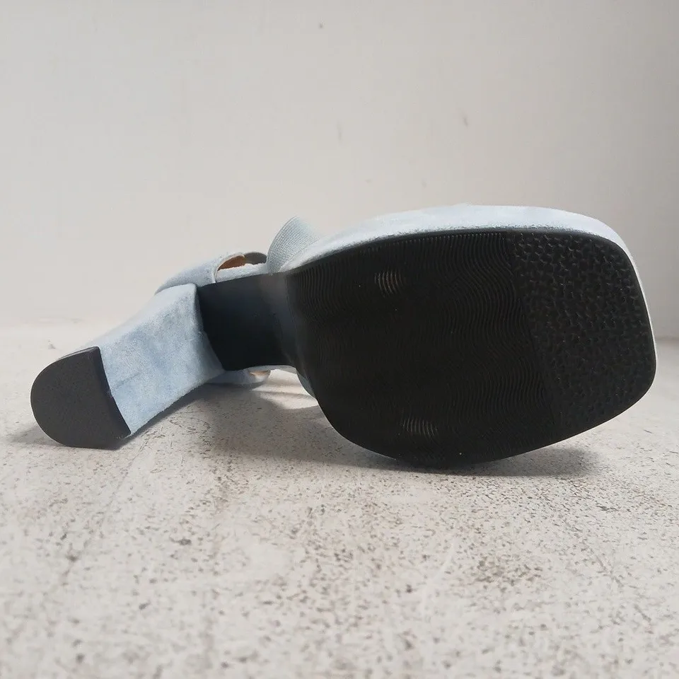 BOXED PAIR OF UNBRANDED OPEN TOE PLATFORM HIGH BLOCK HEELS IN SKY BLUE SIZE EU 37