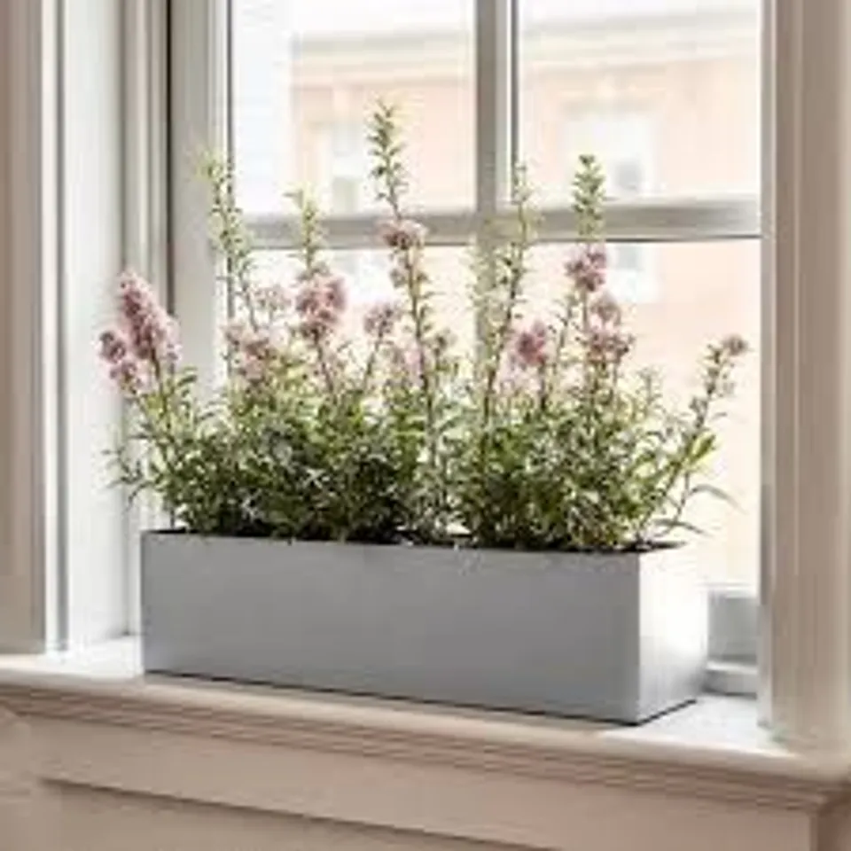 BOXED IDEALIST FIBERSTONE WINDOW BOX PLANTER - GREY (1 BOX)