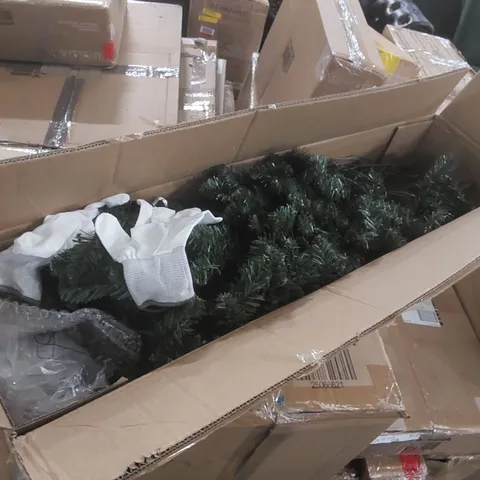 BOXED ARTIFICIAL CHRISTMAS TREE