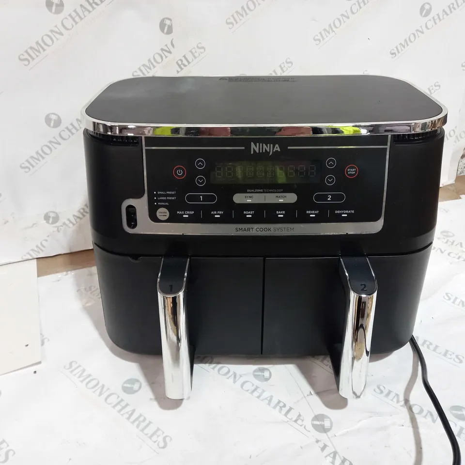 BOXED NINJA FOODI MAX DUAL ZONE 9.5L AIR FRYER AF451UK
