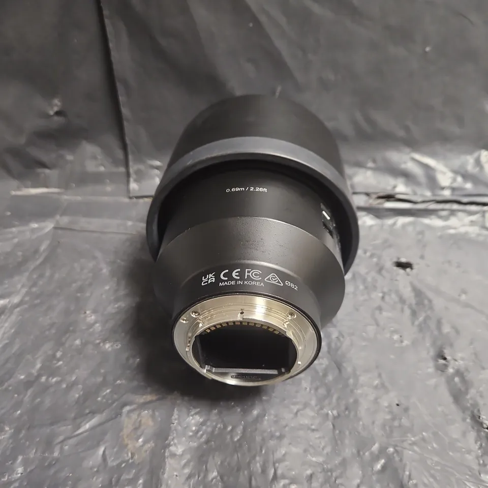 SAMYANG SH-12 AF 135/1.8 FE LENS