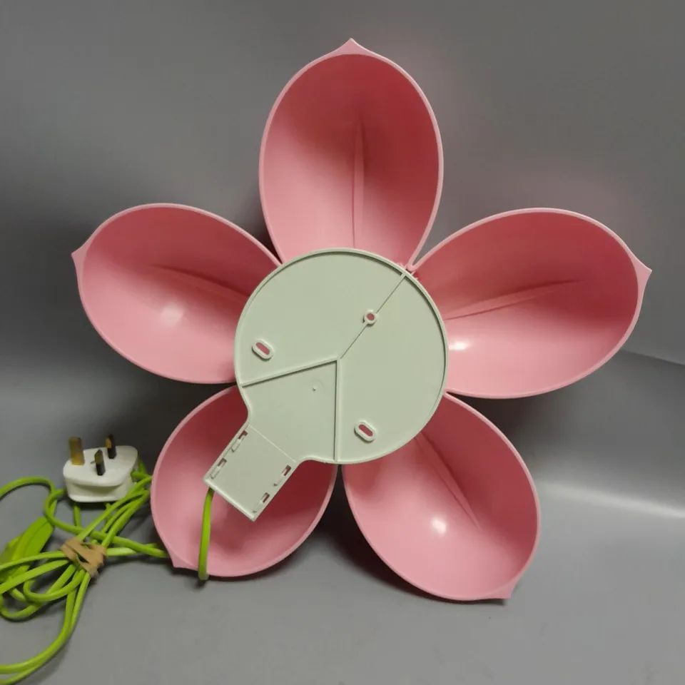 UNBOXED FLOWER WALL LAMP PINK