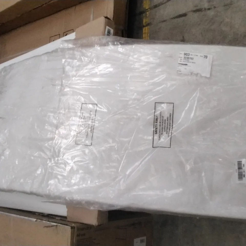 WHITE BATH PANEL ROUNDED 