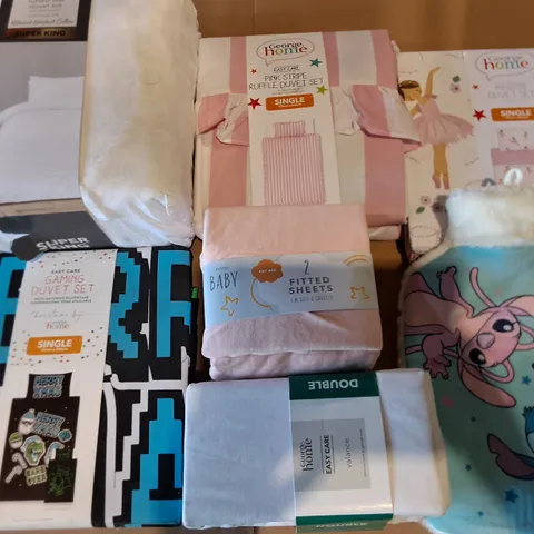LOT OF APPROXIMATELY 20 ASSORTED BEDDING AND SOFT FURNISHING  ITEMS TO INCLUDE BEDDING, SHEETS AND HOT WATER BOTTLE