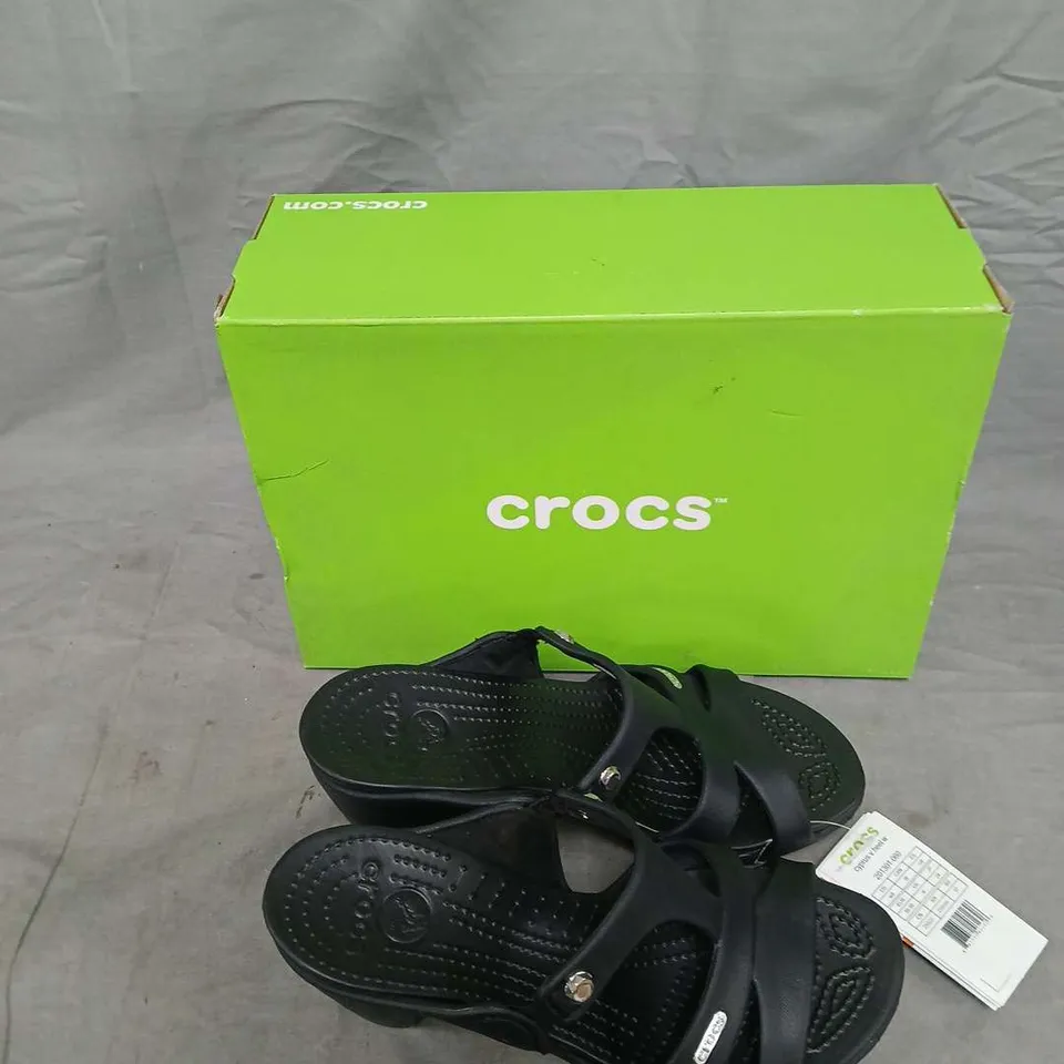 CROCS CYPRUS V HEEL W SANDALS – BLACK, UK 6, WITH BOX