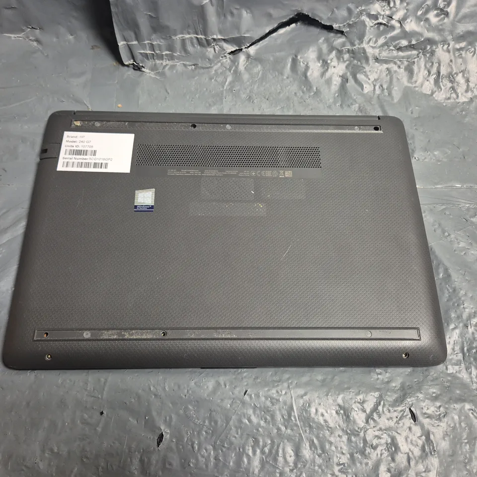 HP 240 G7 NOTEBOOK PC