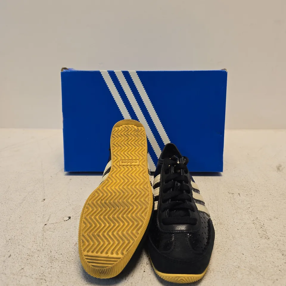 ADIDAS JAPAN DECON W SNEAKERS – BLACK/WHITE, UK 5.5