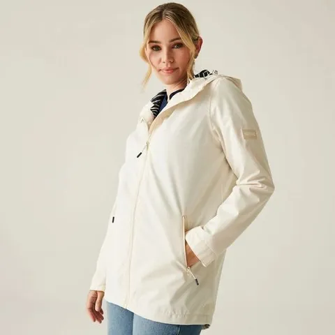 BRAND NEW REGATTA WOMEN'S BRIKA WATERPROOF JACKET IN LIGHT VANILLA - 8