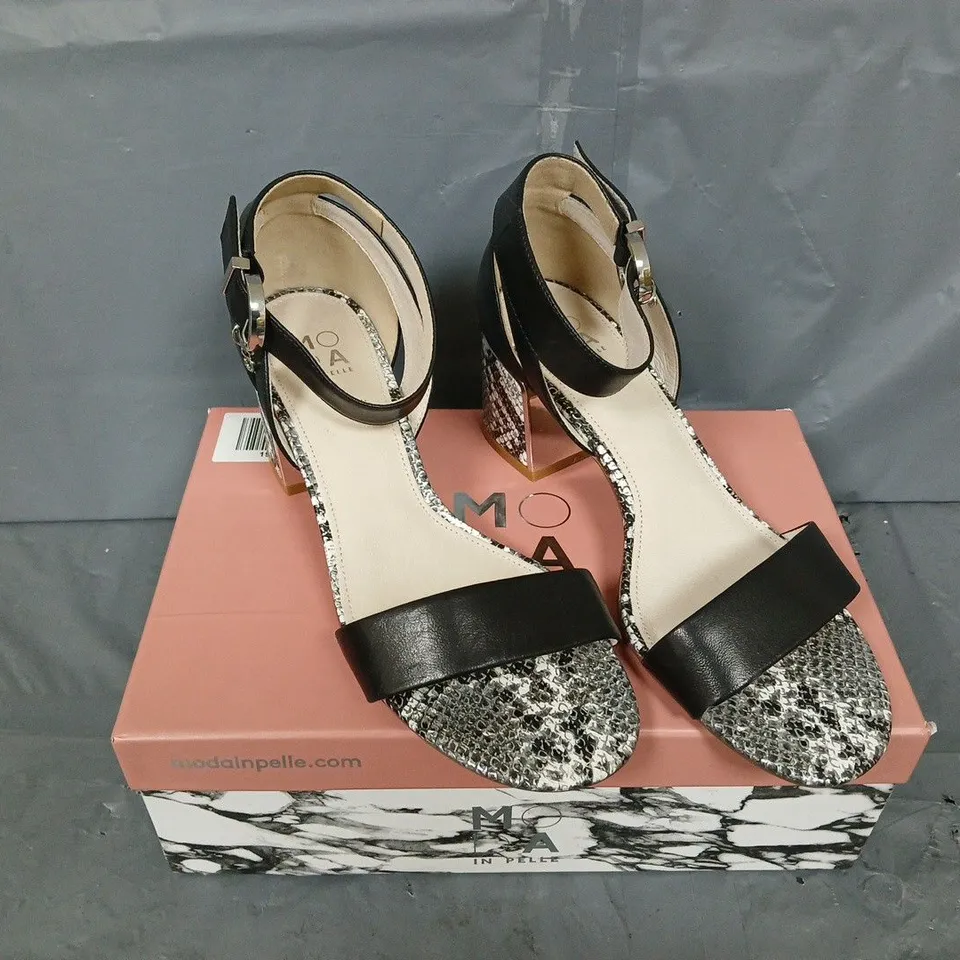 BOXED PAIR OF MODA IN PELLE OREENA BLACK HEEL SANDAL - UK SIZE 40