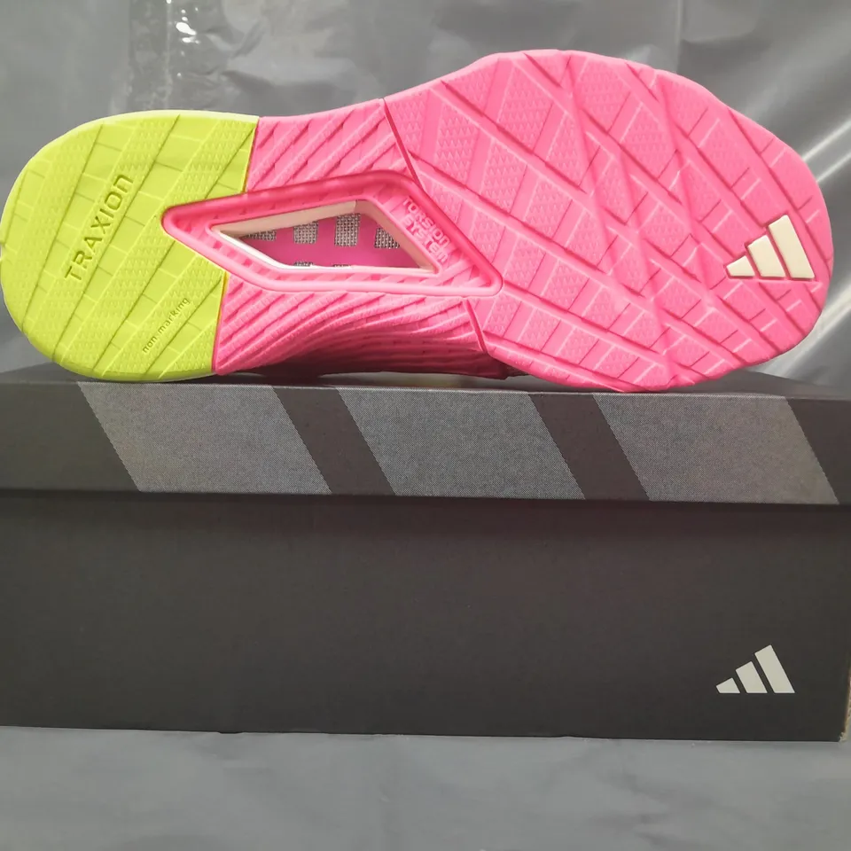 BOXED PAIR OF ADIDAS DROPSET 3 TRAINERS IN PINK MULTI UK SIZE 7