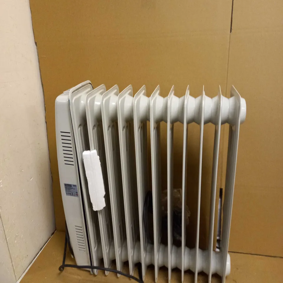 SEALEY 2500W 11-ELEMENT OIL FILELD RADIATOR