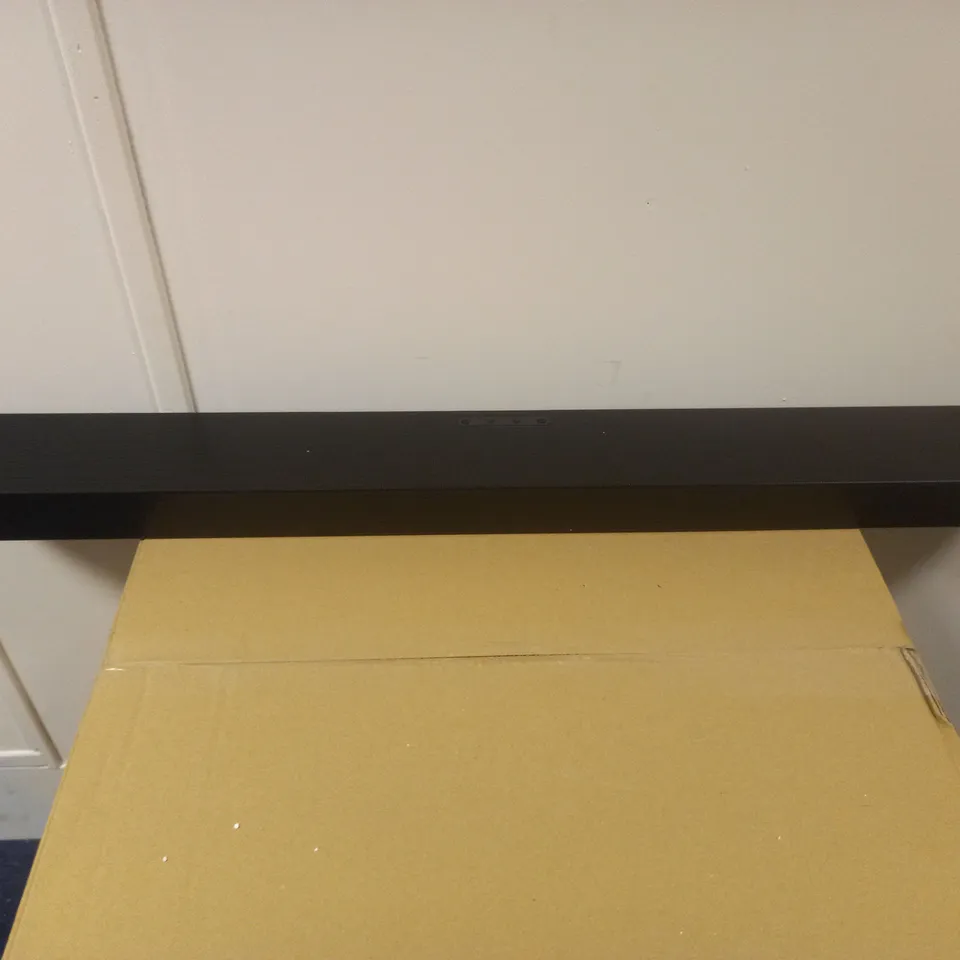 BOXED SAMSUNG Q600B SOUNDBAR AND SUBWOOFER - COLLECTION ONLY 