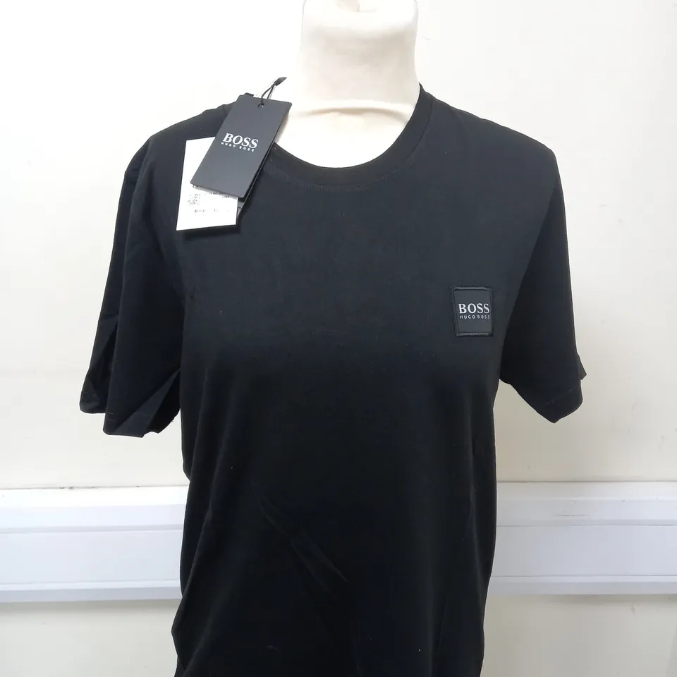 HUGO BOSS LOGO BLACK T-SHIRT SIZE M