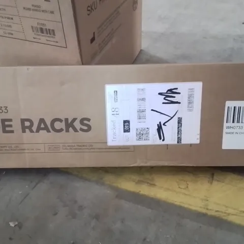 BOXED SHOE RACK